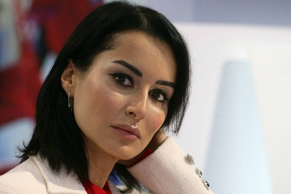 «Не докатиться бы до приматов». Канделаки рассказала, как уберечь психику на карантине