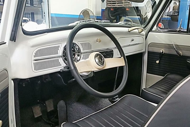 Увеличенная копия VW Beetle Увеличенная копия VW Beetle beetle, volkswagen, vw