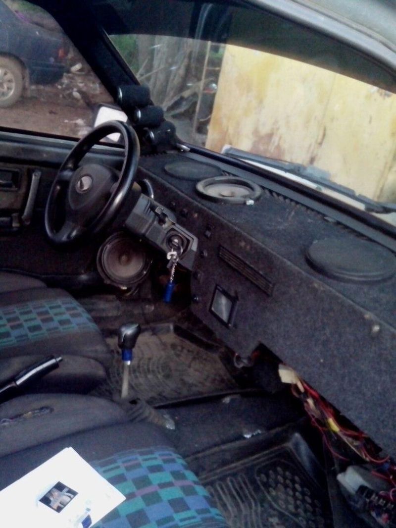 Ужасные примеры установки автоакустики Ужасные примеры установки автоакустики автозвук, акустика, тюнинг