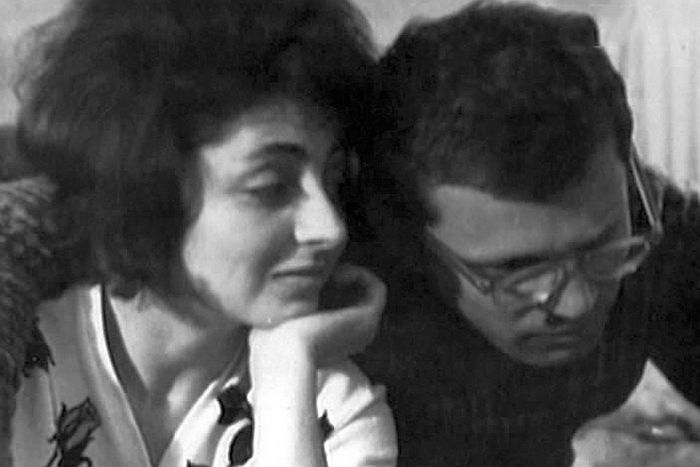 Александр Митта и Лилия Майорова: Удивительная история любви двух людей, лишённых детства Александр Митта и Лилия Майорова: Удивительная история любви двух людей, лишённых детства