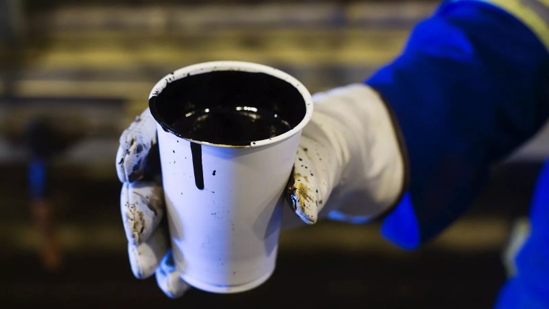 Цена на нефть продолжает расти Цена на нефть продолжает расти