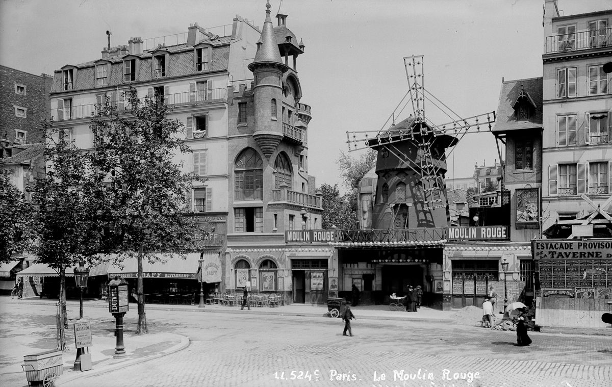 История главного кабаре в мире «Мулен Руж» в фотографиях