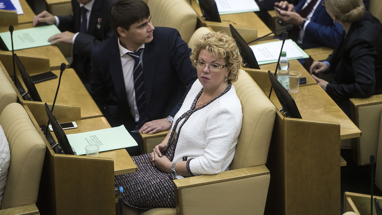 После слов Путина о пенсионной реформе Единая Россия переобувается в воздухе После слов Путина о пенсионной реформе Единая Россия переобувается в воздухе