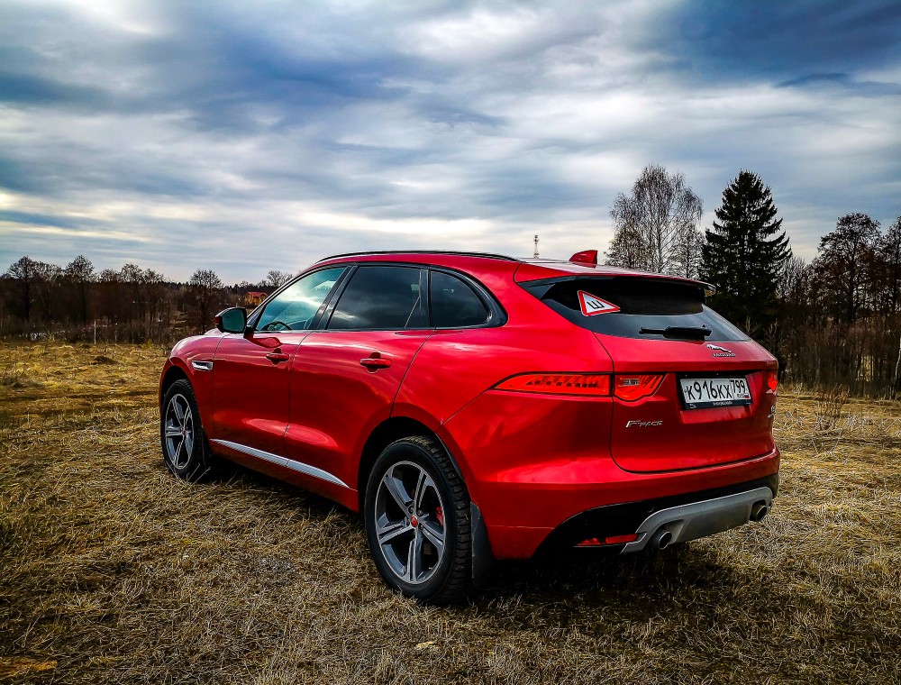 fpace_-6.jpg fpace_-6.jpg