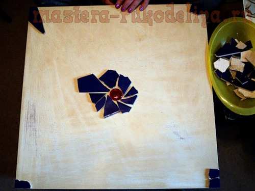 Мастер-класс по мозаике: Декорирование столешницы битым кафелем