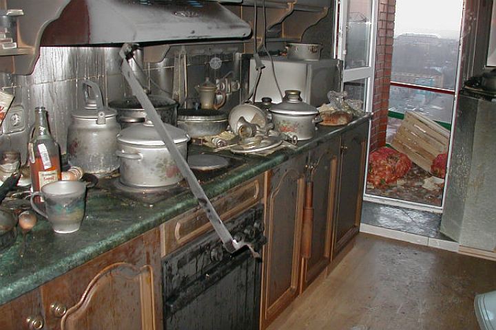 Российские миллионеры из трущоб: что стало с этим семейством через полтора десятка лет Российские миллионеры из трущоб: что стало с этим семейством через полтора десятка лет выигрыш, выигрыш в лотерею, деньги, миллион, факты