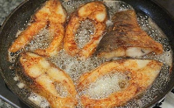 Рыбацкая хитрость. Как пожарить любую рыбу с хрустящей корочкой Рыбацкая хитрость. Как пожарить любую рыбу с хрустящей корочкой