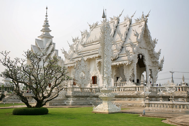 Храм Wat Rong Khun