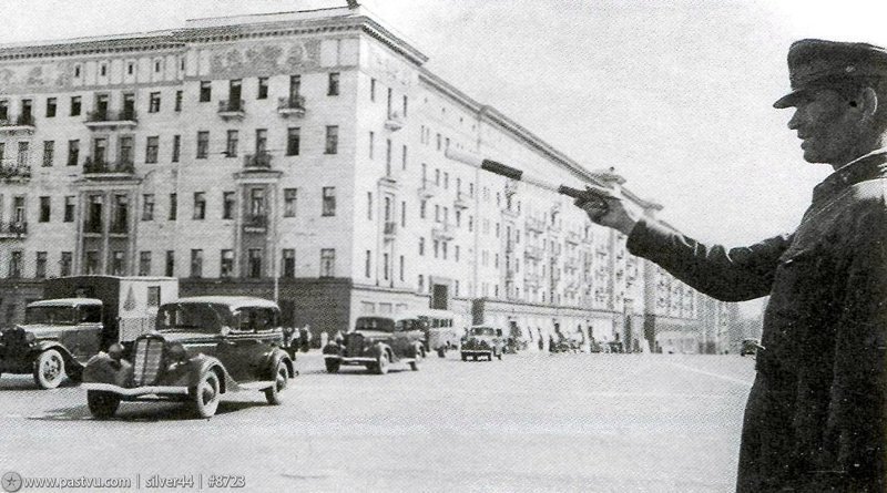 В Москву биография, галич, певец