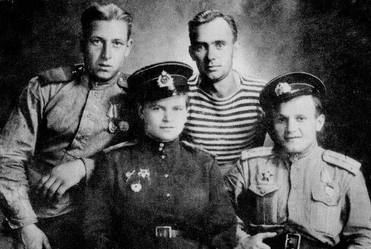 Эта женщина командовала взводом морских пехотинцев во Второй мировой