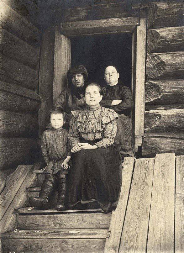 Дореволюционная Россия на фотографиях. Жизнь и быт сибирского крестьянства Дореволюционная Россия на фотографиях. Жизнь и быт сибирского крестьянства