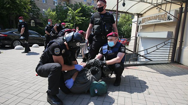 Украина: битва за улицу