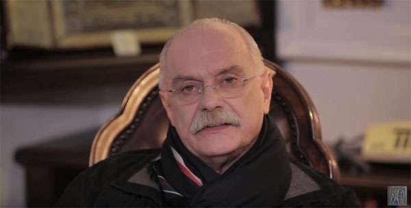"Бесогон" Никиты Михалкова наносит информационные удары по главной "прелести" ультралибералов - эпохе Горбачёва и Ельцина "Бесогон" Никиты Михалкова наносит информационные удары по главной "прелести" ультралибералов - эпохе Горбачёва и Ельцина