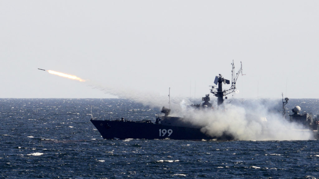 Военные США после ряда мер Минобороны России в Черное море временно заходить прекратили