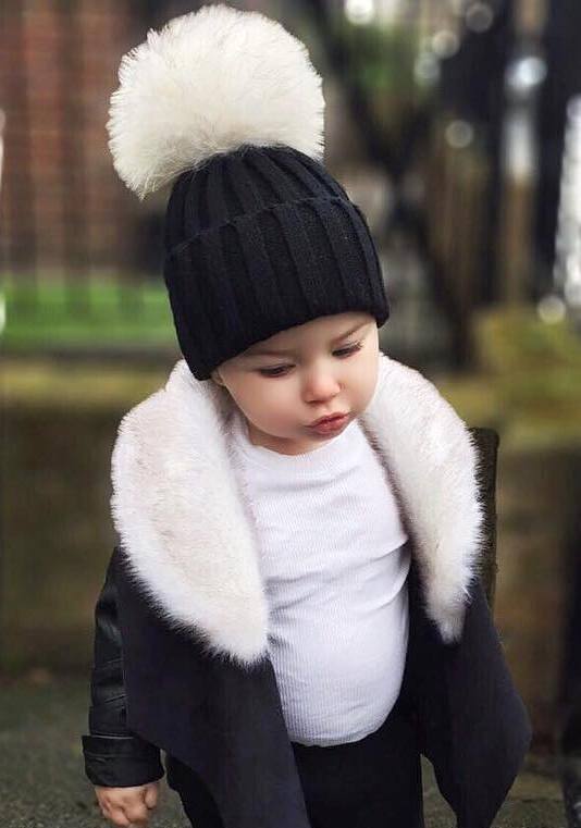 ÐаÑÑинки по запÑоÑÑ Ñебенок в ÑапоÑке Ñ Ð¿Ð¾Ð¼Ð¿Ð¾Ð½Ð¾Ð¼