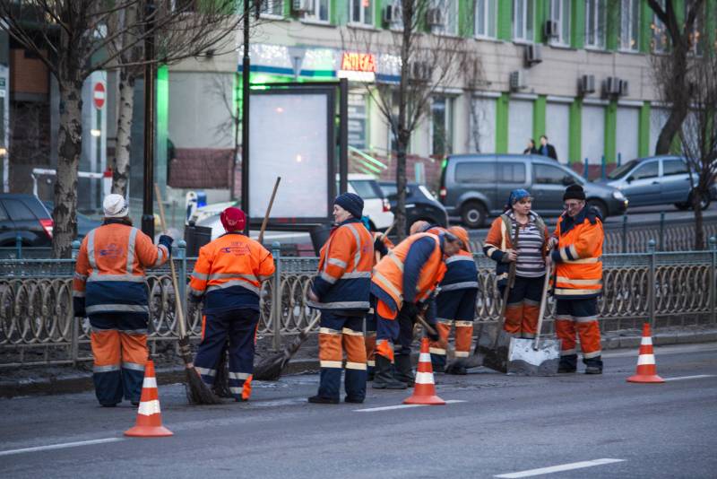 Записки Колорадского Таракана. Бережімо наших берегинь!