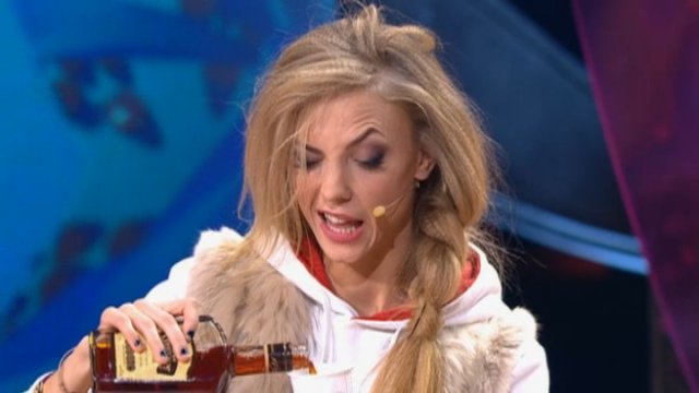 Камеди Вумен - Новый год в аэропорту Камеди Вумен - Новый год в аэропорту