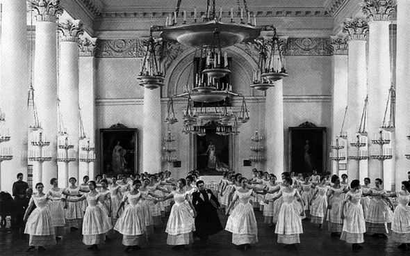 История школьной формы в России История школьной формы в России