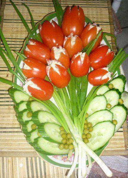 Вкусная подборка! Салаты-цветы к Новому году! Вкусная подборка! Салаты-цветы к Новому году!