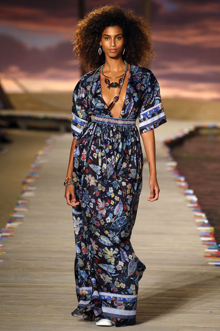 Tommy Hilfiger, - 2016:     70- .