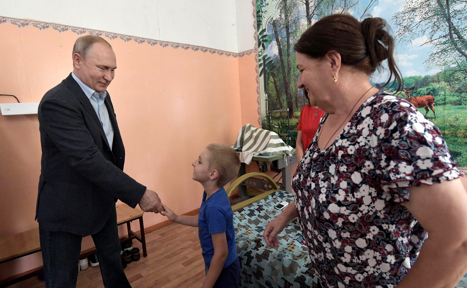 «Исключить чванство и хамство»: Владимир Путин раскритиковал ход работ по ликвидации последствий паводка в Иркутской области.