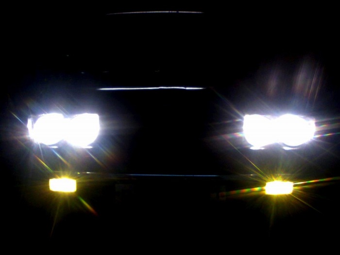 Почти как «ангельские глазки» BMW. | Фото: drive2.ru. Почти как «ангельские глазки» BMW. | Фото: drive2.ru.