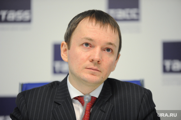 Депутат Госдумы зарабатывает на COVID-19 миллиарды