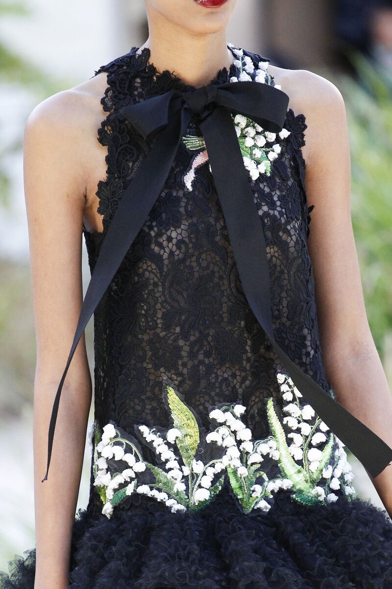Ландыши- любимый цветок французских модниц и не только, схемы и образцы для вас