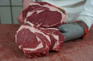 Зачем продуктам антибиотики?