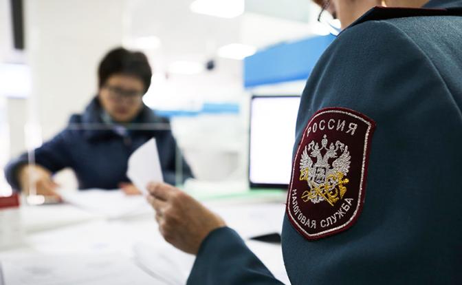 Таксистов и нянечек прижмет ФНС Таксистов и нянечек прижмет ФНС