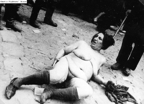 Волынская резня. 1943 год. Издевательства над женщинами. Фото