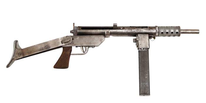 Польский кустарный STEN - Blyskawica. Польский кустарный STEN - Blyskawica.