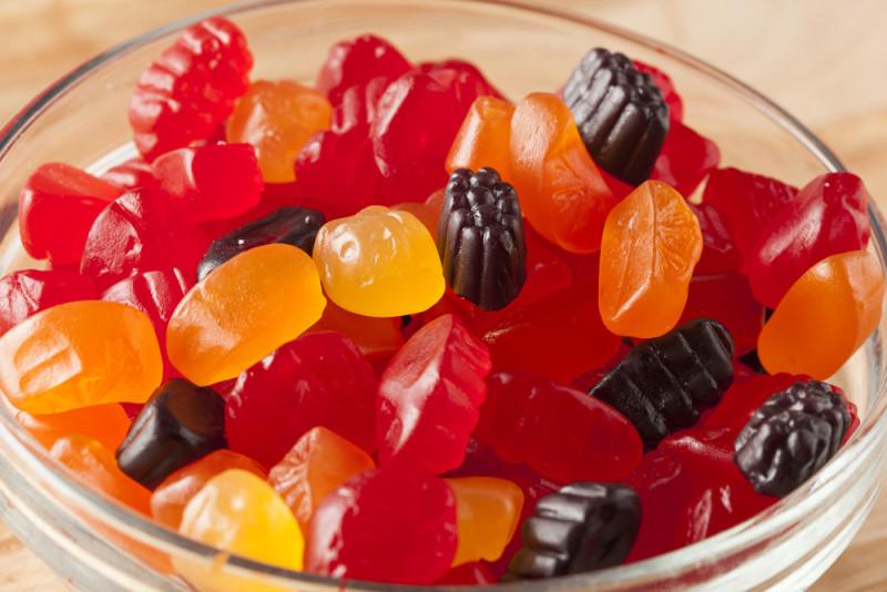 5 детских "вкусняшек", которые провоцируют рак и содержат нефть! 5 детских "вкусняшек", которые провоцируют рак и содержат нефть!
