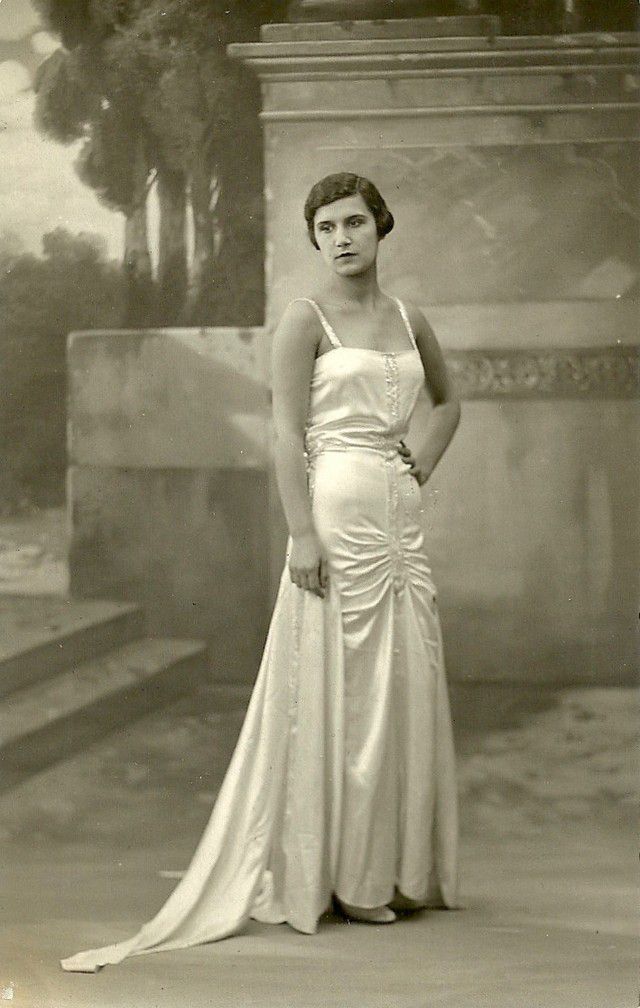     1930 , ,  