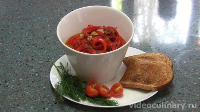 Самый легкий салат из болгарского перца