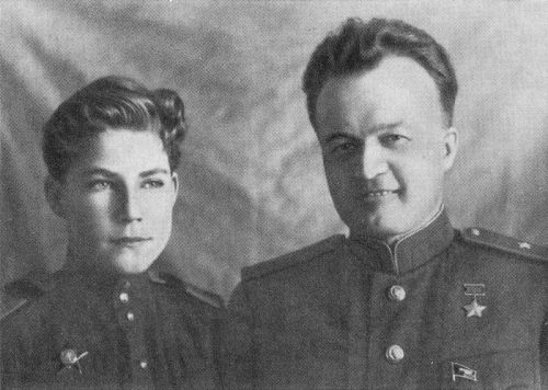Дети на войне. Подвиг Аркадия Каманина, 14-летнего летчика. Дети на войне. Подвиг Аркадия Каманина, 14-летнего летчика.
