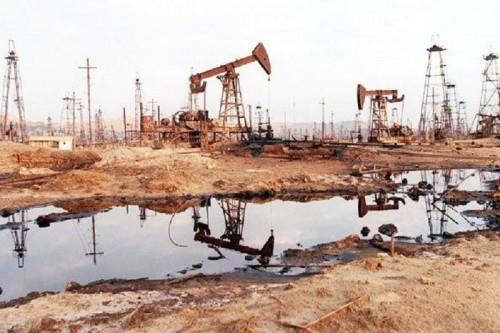 Владельцев нефтяного месторождения не могут найти в Атырау