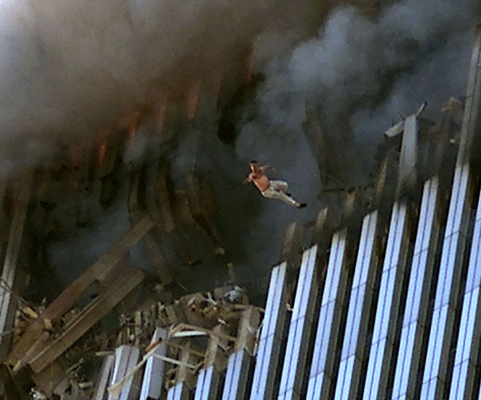 Пожарные Нью-Йорка требуют нового расследования событий 9/11- удар по врагам Трампа?