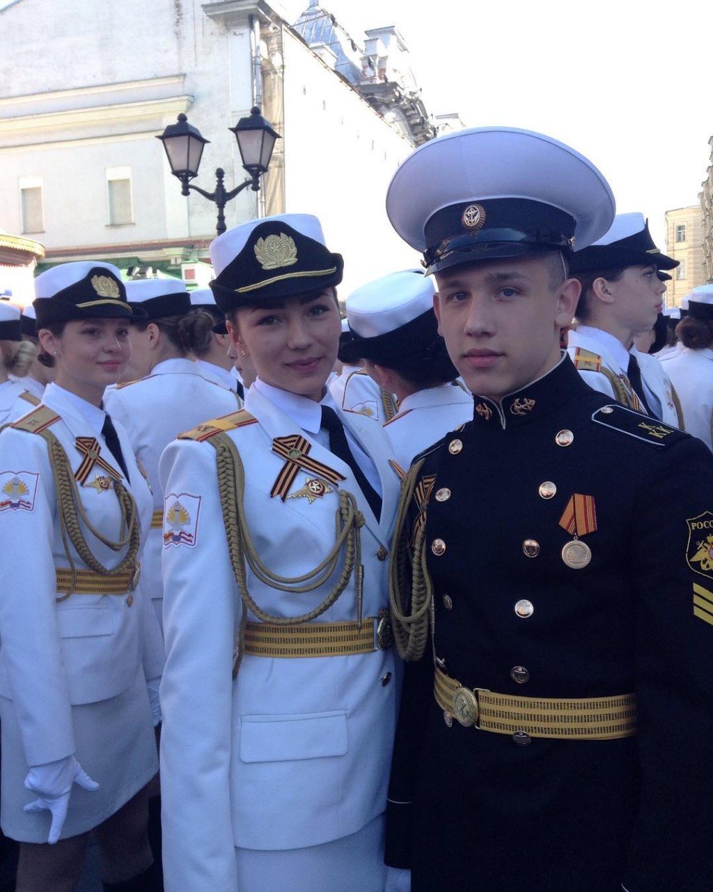 Фото курсантов с цветами Фото курсантов с цветами