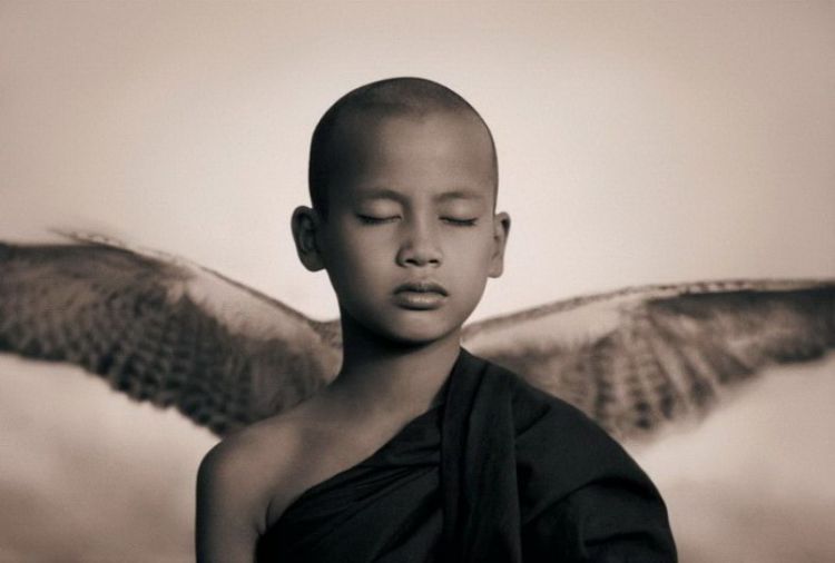 Люди и животные в фотографиях Gregory Colbert