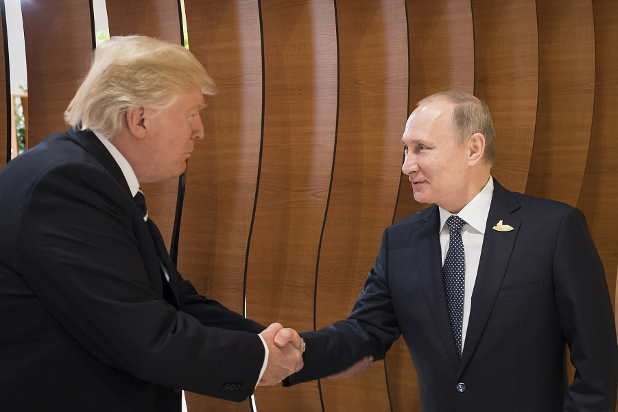 Трамп-Путин, первое рукопожатие 7.07.17.png