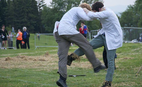 Самые странные испытания на выносливость странные испытания, на выносливость