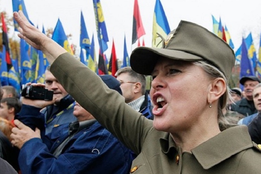 По стопам фашистов: в украинской армии ввели новое приветствие