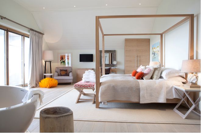 Скандинавский Спальня by Cornish Interiors