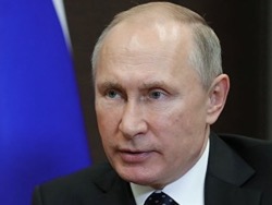 Путин объявил об участии в президентских выборах