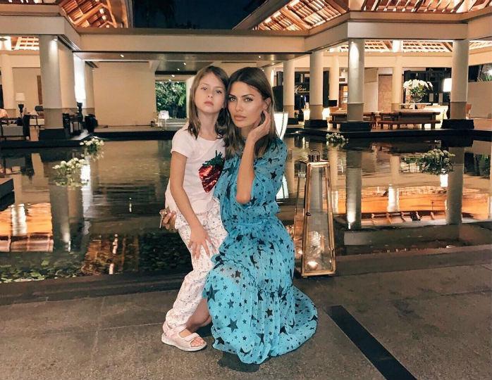 Виктория Боня с подросшей дочкой отправилась отдыхать в Таиланд
