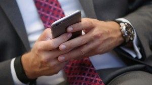 Социальные сети могут довести до паранойи Социальные сети могут довести до паранойи