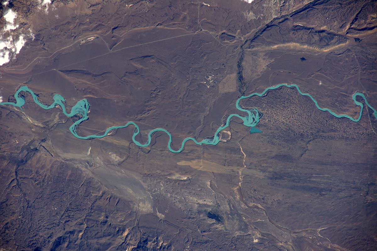 Река Лена снимок из космоса