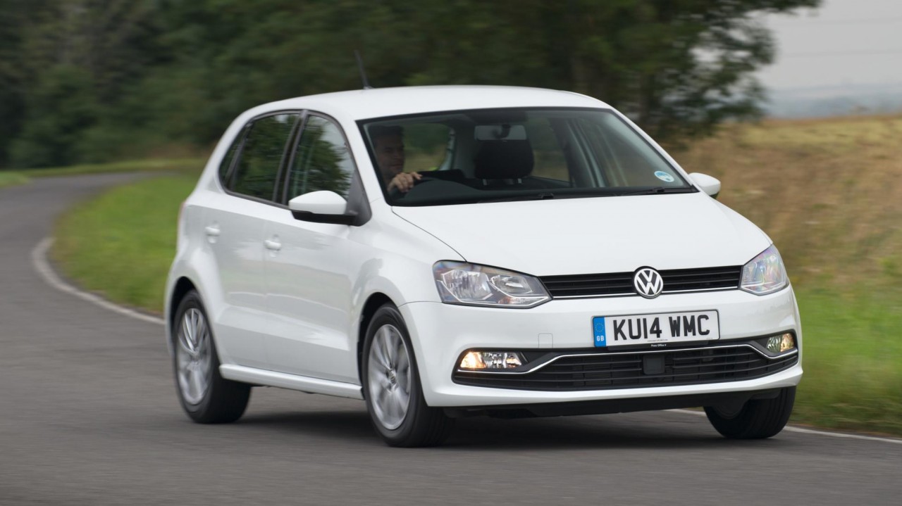 http://www.topgear.com/sites/default/files/styles/fit_1960x1102/public/cars-car/carousel/2015/01/buyers_guide_-_volkswagen_polo_2014_-_front_quarter.jpg?itok=EKnQxzrg