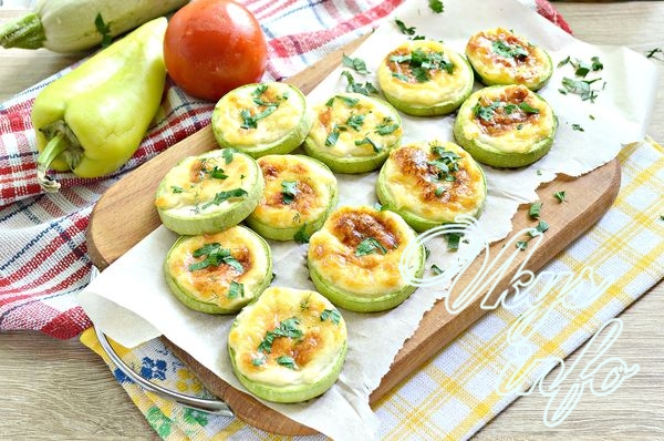 рецепт Запеченные кабачки с сыром в духовке